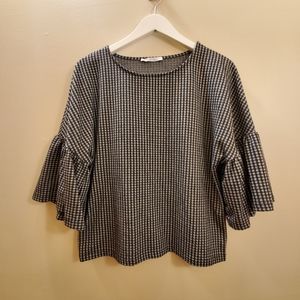 Zara houndstooth top with bell sleeve, small size